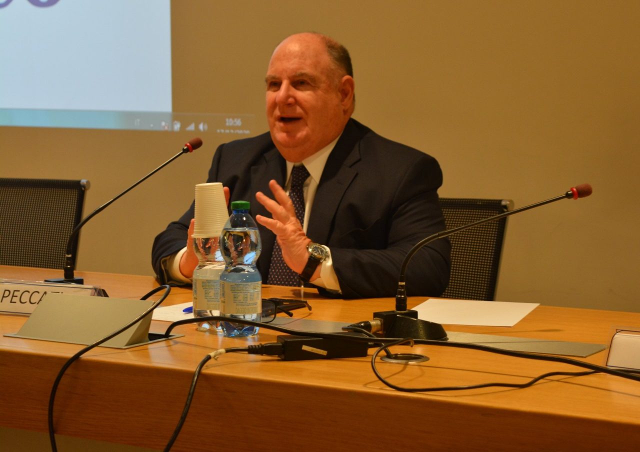 Dopo un anno durissimo i timori e le speranze dei commercianti lecchesi per il 2021