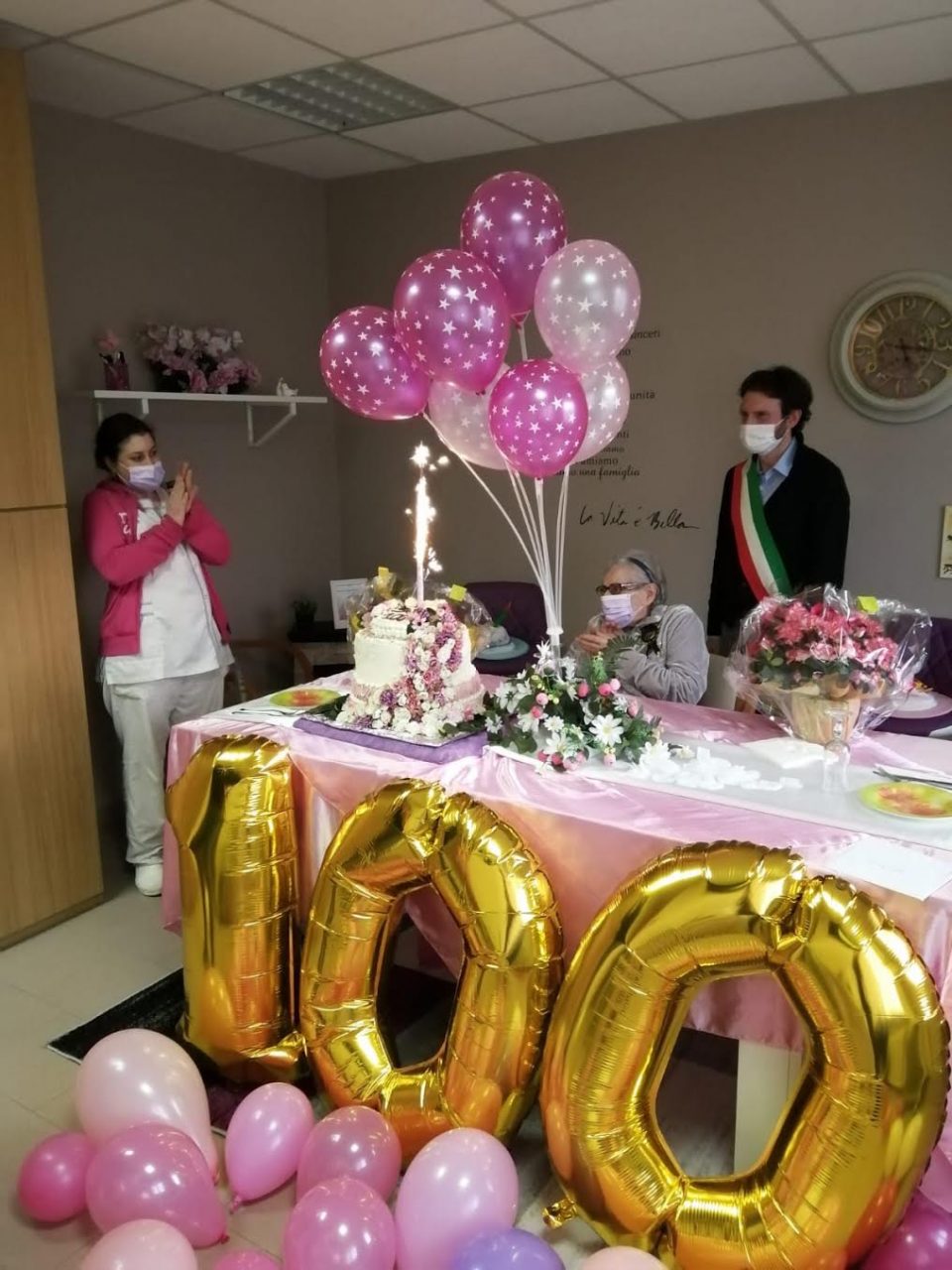 Varenna, auguri speciali per Seta Achijan che compie 100 anni!