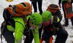 Cade e si ferisce in montagna: intervento di due ore del Soccorso Alpino per recuperare un 30enne milanese