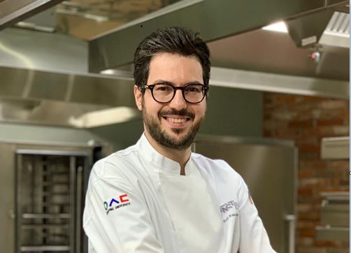 Gli auguri dello Chef stellato Ferrari per la nuova avventura del ristorante didattico