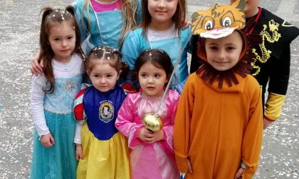 Carnevale... in mascherina! Ecco i trucchi più belli che si sono visti in centro Lecco