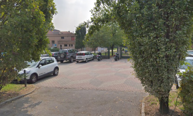 Covid: il sindaco vuole chiudere le scuole dopo l’ennesimo focolaio