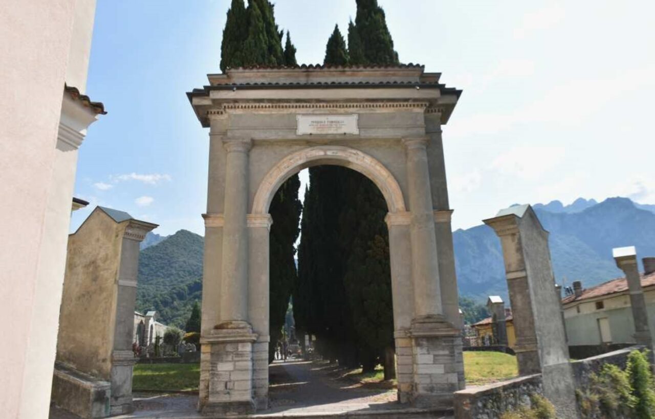 Cimitero di Rancio: un patto anche per il restauro delle cappelle della Via Crucis