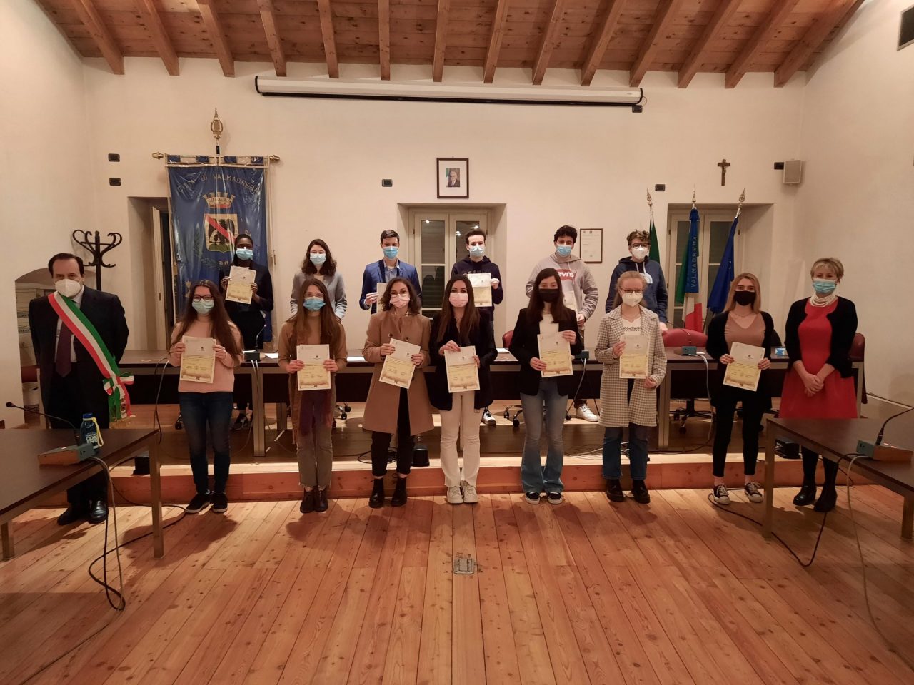 Valmadrera, premiati 16 studenti meritevoli