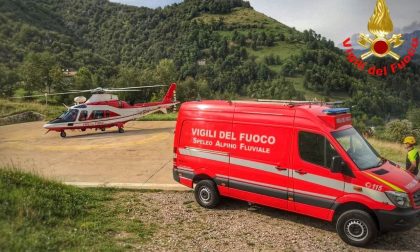 Piani d'Erna, scivola nel canalone: Vigili del fuoco al lavoro per il recupero