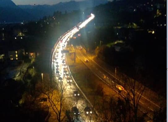 Ancora una domenica con traffico paralizzato, Piazza: “La colpa non è della gente che vuole libertà, ma delle strade”