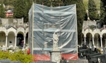 Lavori al cimitero: nuova vita per la statua di monsignor Vitali