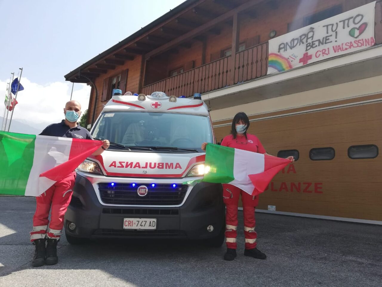 La commovente lettera dei volontari della Cri agli anziani: “Ci abbracceremo ancora”