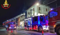 Incendio appartamento: mobilitati Vigili del Fuoco, sanitari e Forze dell'ordine. Due persone soccorse