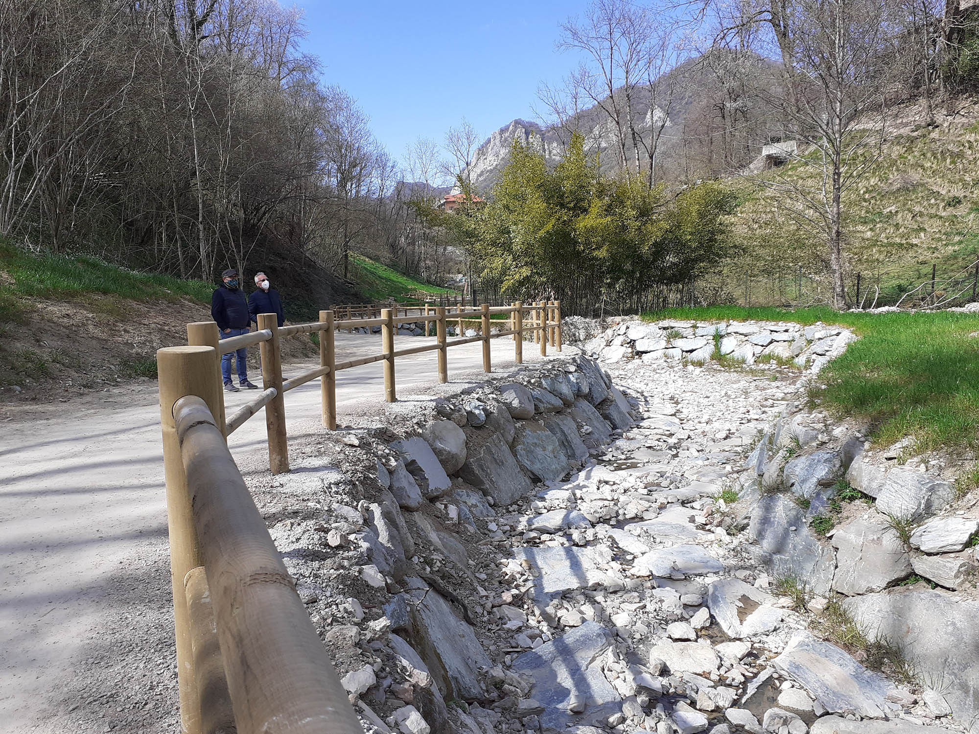 CARENNO - strada la piazza - sopralluogo