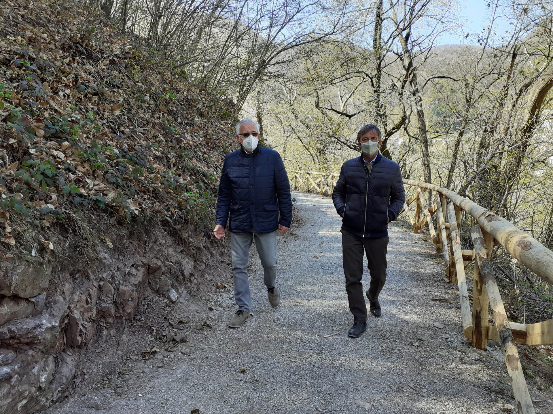 ERVE - strada Cappelleta del Corno - Piergiorgio Locatelli presidente GAL - Giancarlo Valsecchi Sindaco ERVE (1)