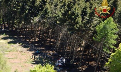Tragedia in Piemonte: precipita una funivia, 14 le vittime. E' morto anche uno dei bimbi feriti