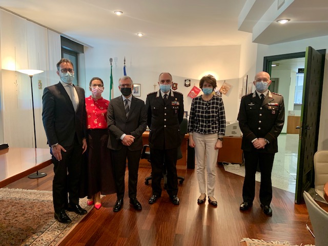 Il comandante interregionale Carabinieri Vincelli in visita al Prefetto di Lecco