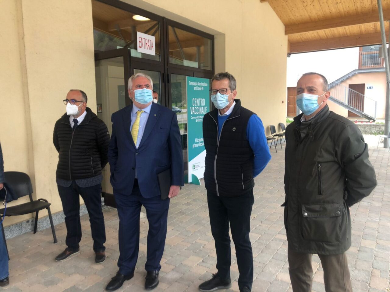 Tra un mese chiude il centro vaccinale in Comunità Montana:  si valuta l’idoneità del Palazzetto dello Sport