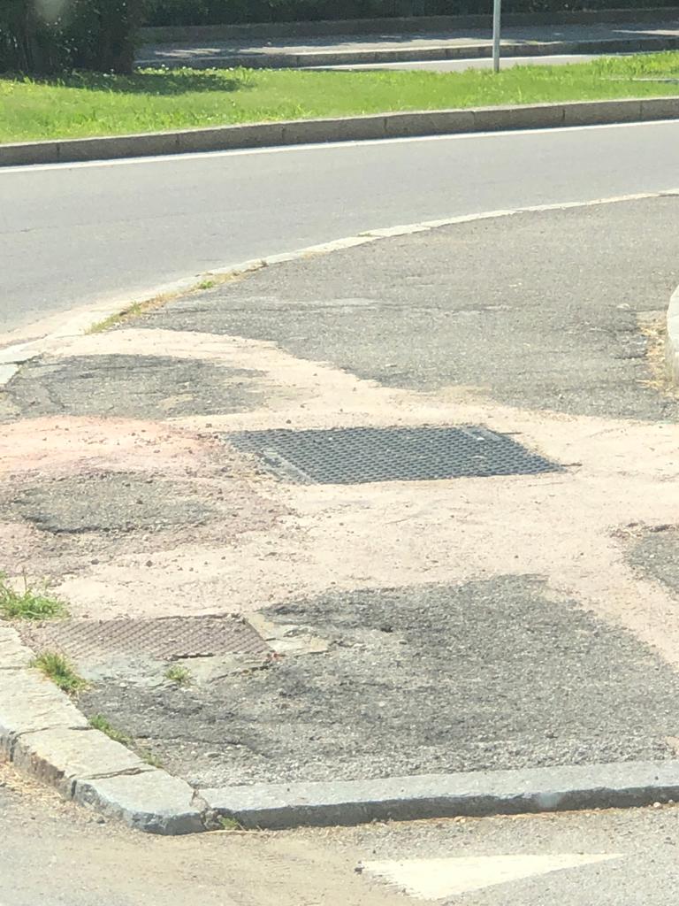 Fibra ottica: iniziati i lavori di posa ma le “trincee” sono “scandalose”