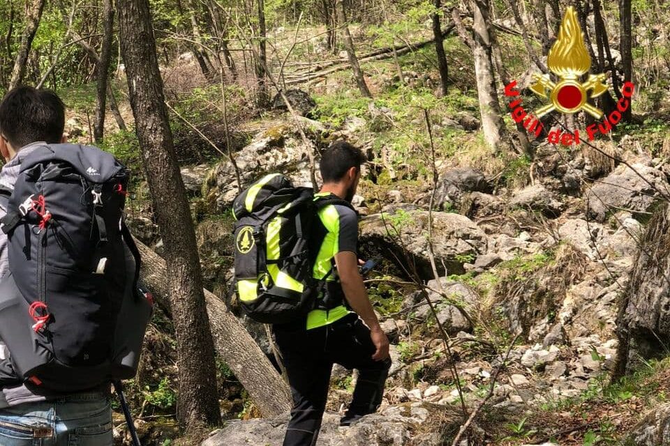 Vigili del fuoco e Saf in azione per un escursionista disorientato in zona rifugio Stoppani