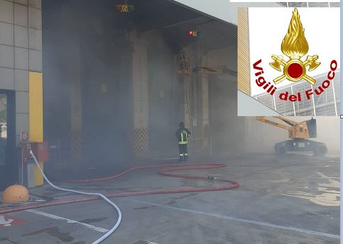 Principio di incendio all’inceneritore: intervento dei Vigili del Fuoco