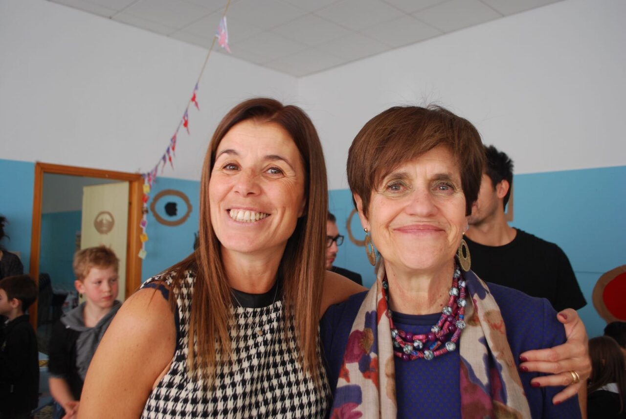 La primaria “Scola” saluta la sua direttrice Annamaria Formigoni