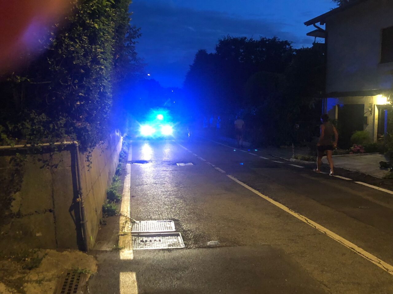 Si schianta con lo skateboard: ragazzino di 12 anni in condizioni serie