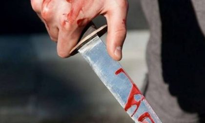 Paziente in attesa accoltella il chirurgo: arrestato per tentato omicidio