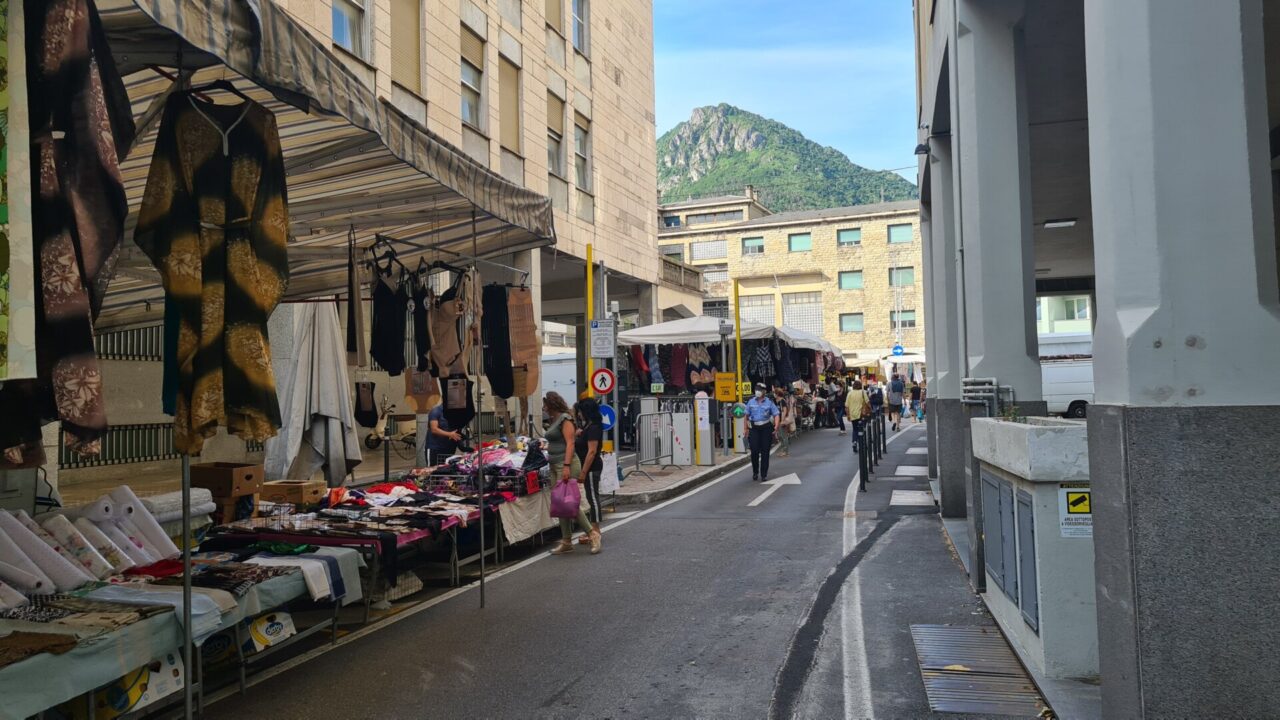 Mercato cittadino:  ci si sposta in centro al mercoledì da marzo a novembre