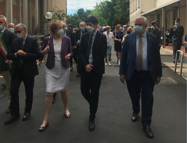 Il ministro Roberto Speranza  e il vicepresidente Moratti  in visita all’ospedale San Leopoldo Mandic