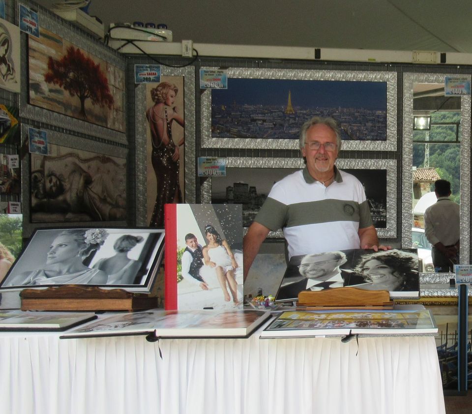 L’addio a Emilio Bolis, morto nel suo negozio