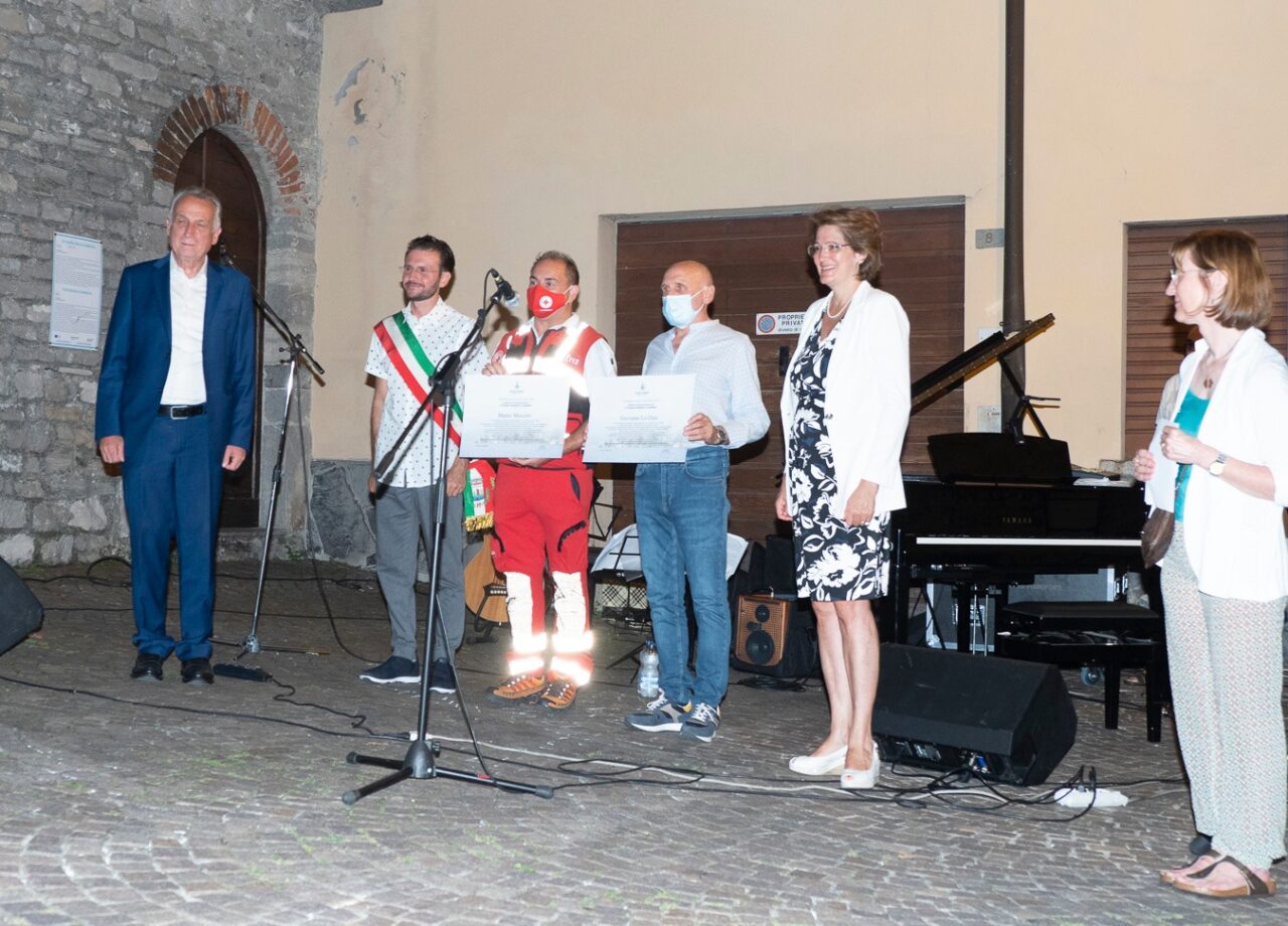 Varenna: conferite le benemerenze civiche per due nuovi cittadini onorari FOTO