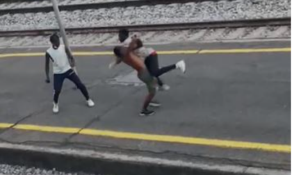 Maxi rissa in stazione a Lecco: misure cautelari per tre giovani e altre quattro  denunce