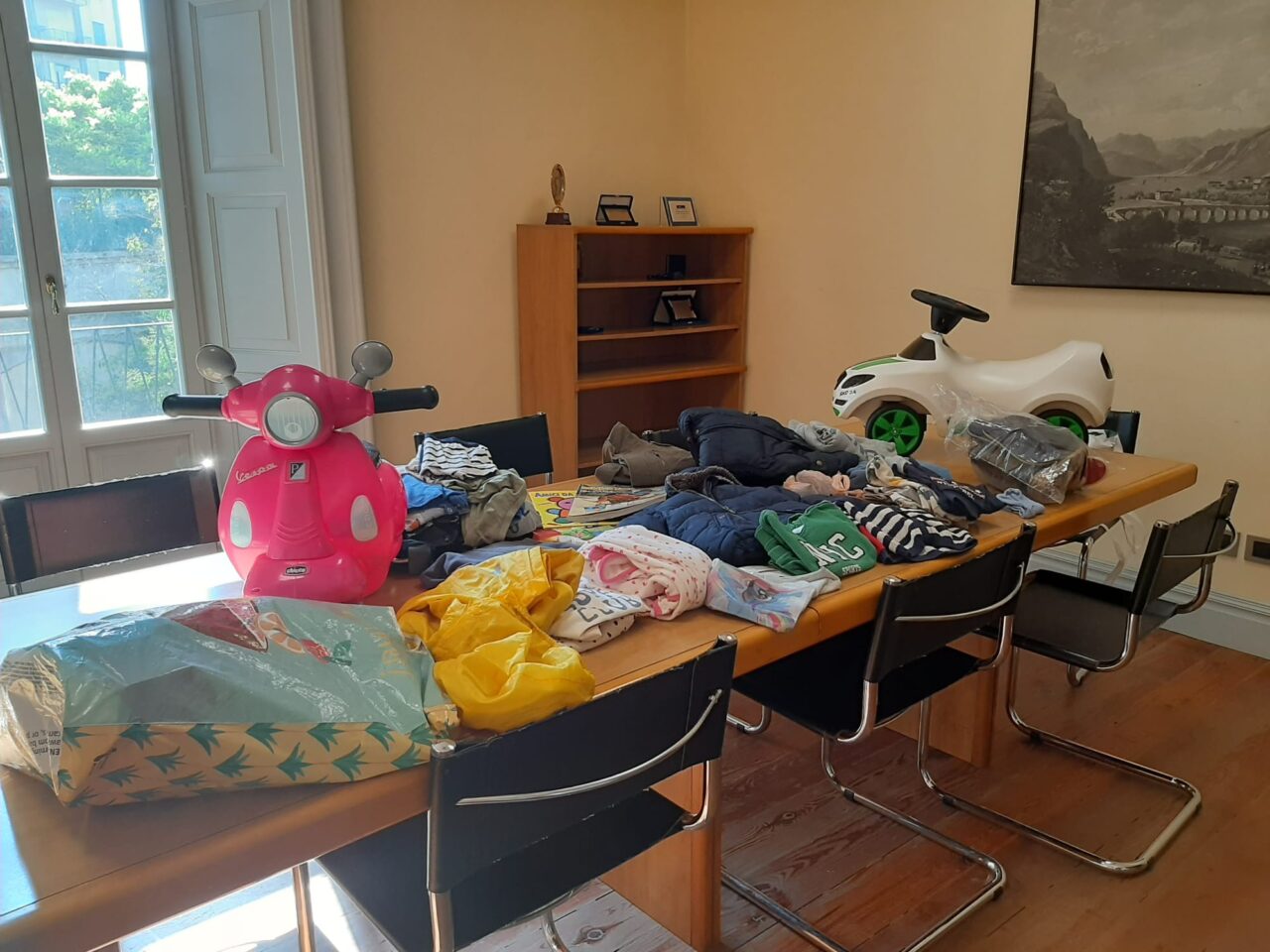 Il gran cuore dei lecchesi non tradisce mai: valanga di doni per i profughi afghani