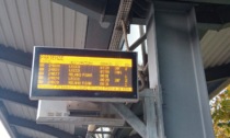 Ennesimo guasto sulla Lecco-Milano: treni cancellati e linea nel caos