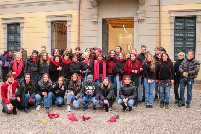 Olginate, un flash mob per dire basta alla violenza sulle donne