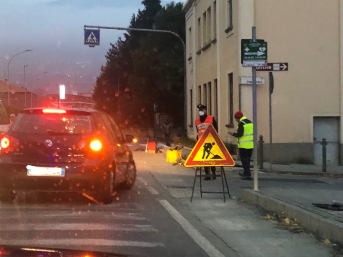 traffico-rallentato-lungo-la-via-statale-garlate-f-