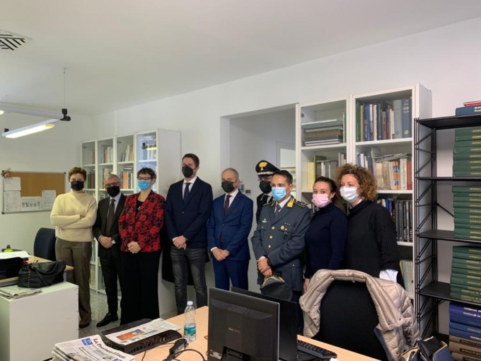 Il sottosegretario all’Interno Molteni in visita alla nuova redazione del  Giornale di Lecco