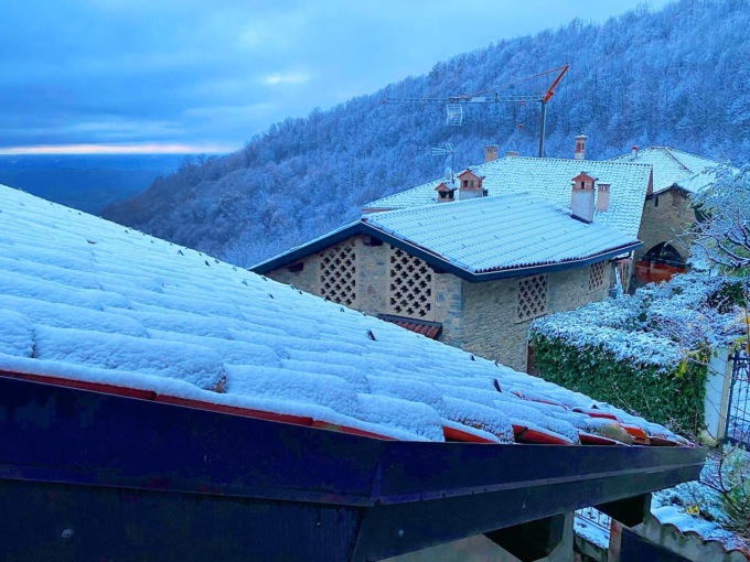 aria-di-natale-nel-lecchese-campsirago-foto
