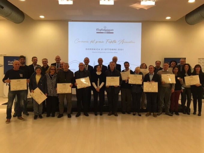 Premio fedeltà: riconoscimento a ben 60 imprese storiche lecchesi