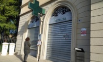 Titolare e direttore senza vaccino, Carabinieri e Ats chiudono farmacia