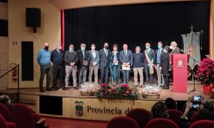 Assegnate le benemerenze di Lecco, Gattinoni: "Fate della vostra vita un’opera d’arte”