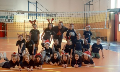 Regali natalizi ai piccoli atleti della Polisportiva Valmadrera