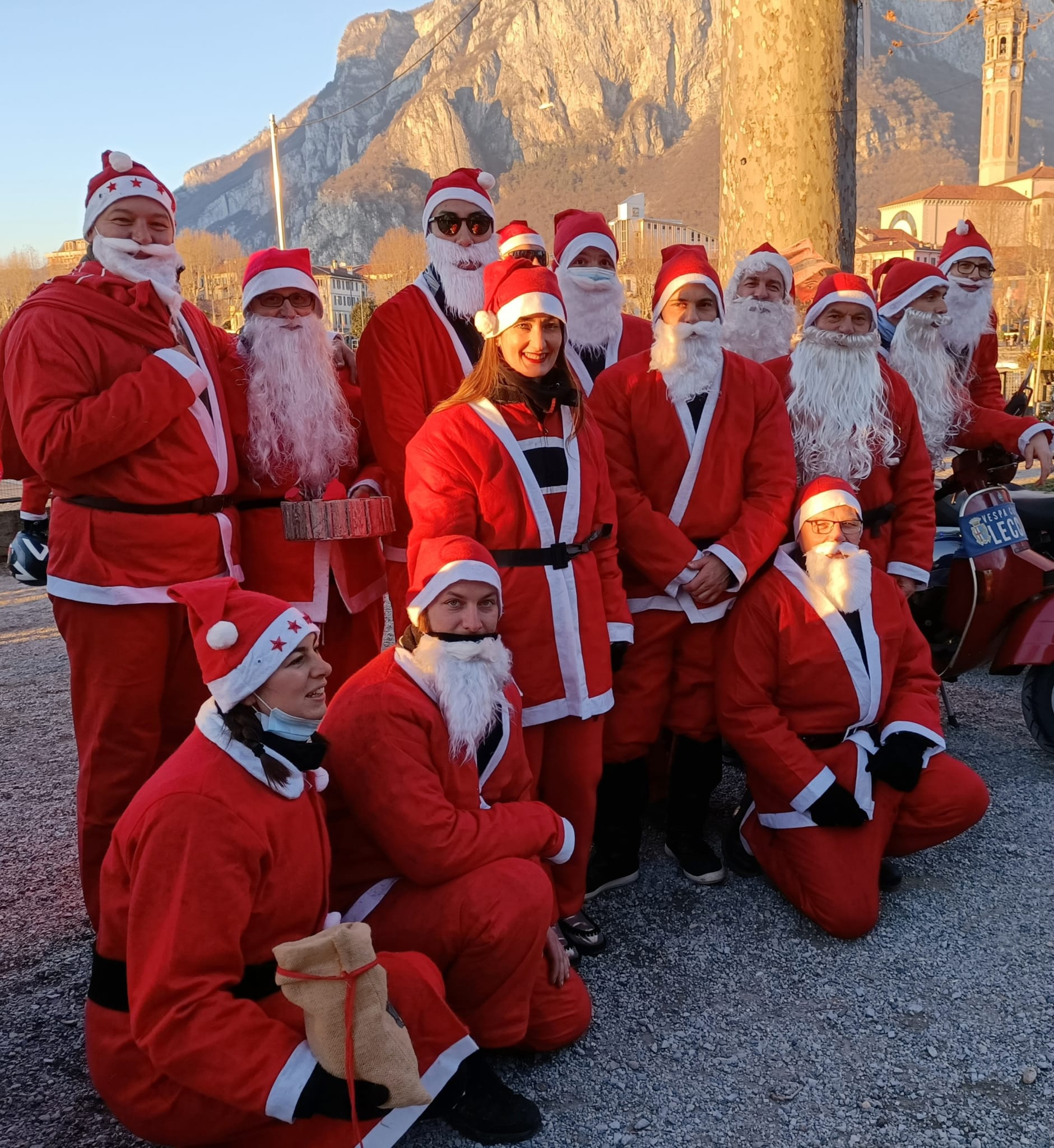 natale-in-vespa-lecco2