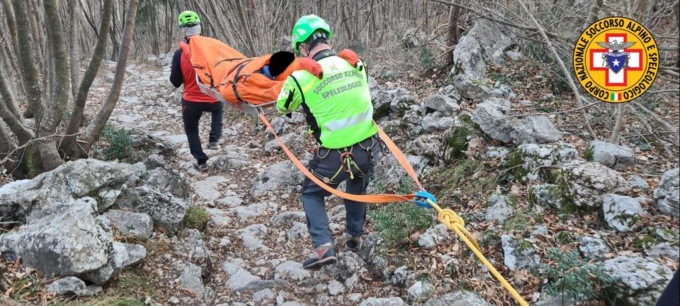 Escursione finita male: cade a si ferisce a Sambrosera