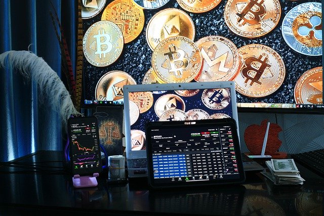 XRP verso il 2030: tra promesse, volatilità e scenari, cosa c’è da sapere sul futuro della criptovaluta