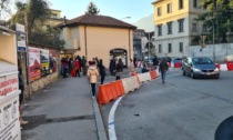 4000 studenti lecchesi a casa: farmacie in campo per aiutare le famiglie nei tamponi scolastici