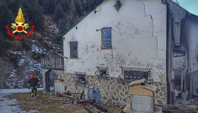 Vigili del Fuoco: notte di lavoro all’Alpe Vegessa