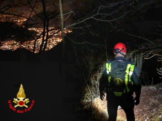 Bloccato in un canalone sul Resegone col suo cane: salvato nella notte