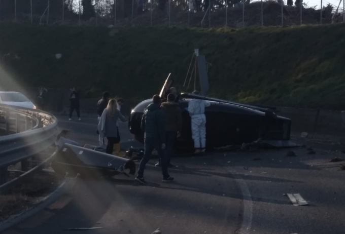elicottero precipita in provincia di como