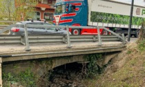 Criticità strutturali del ponte sul Carpine: mezzi pesanti... a passo d'uomo