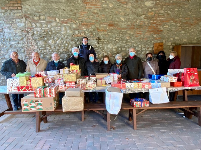 “Adotta una famiglia” del paese in difficoltà: domani la raccolta alimenti