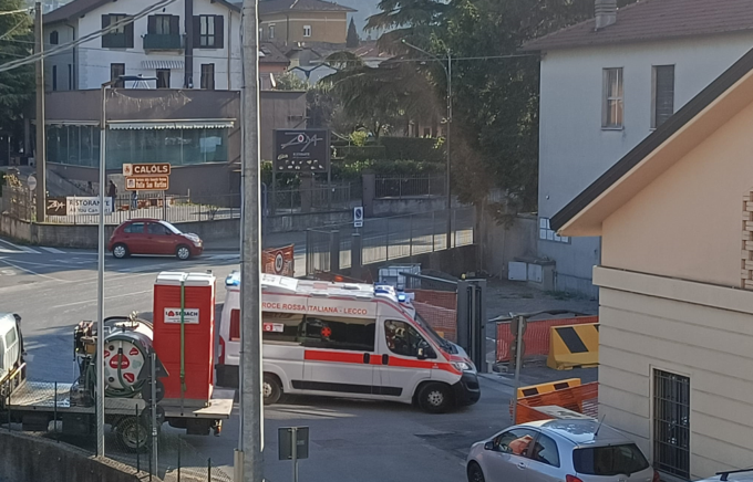 Ancora un incidente sul lavoro: 22enne in ospedale