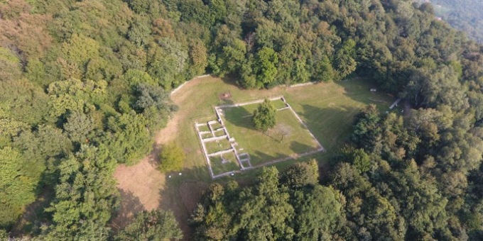 Giornata internazionale dei musei al Monte Barro con la caccia al tesoro archeologica